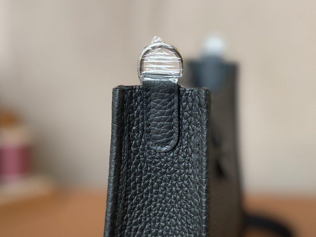 Hermès（爱马仕）Evelyne 伊芙琳 Tc 黑色 银扣 16cm