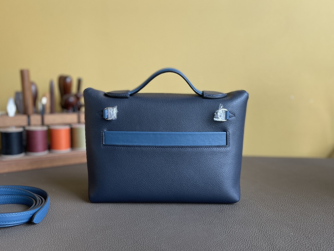 Hermès（爱马仕）Mini kelly 2424 evercolor 午夜蓝 拼 海军蓝 银扣 21cm