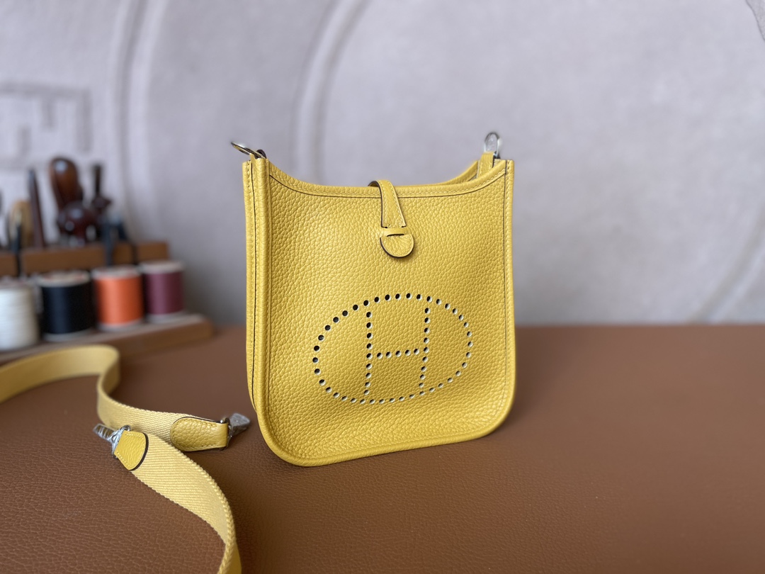 Hermès（爱马仕）Evelyne 伊芙琳 TC 9D 琥珀黄 银扣 16cm