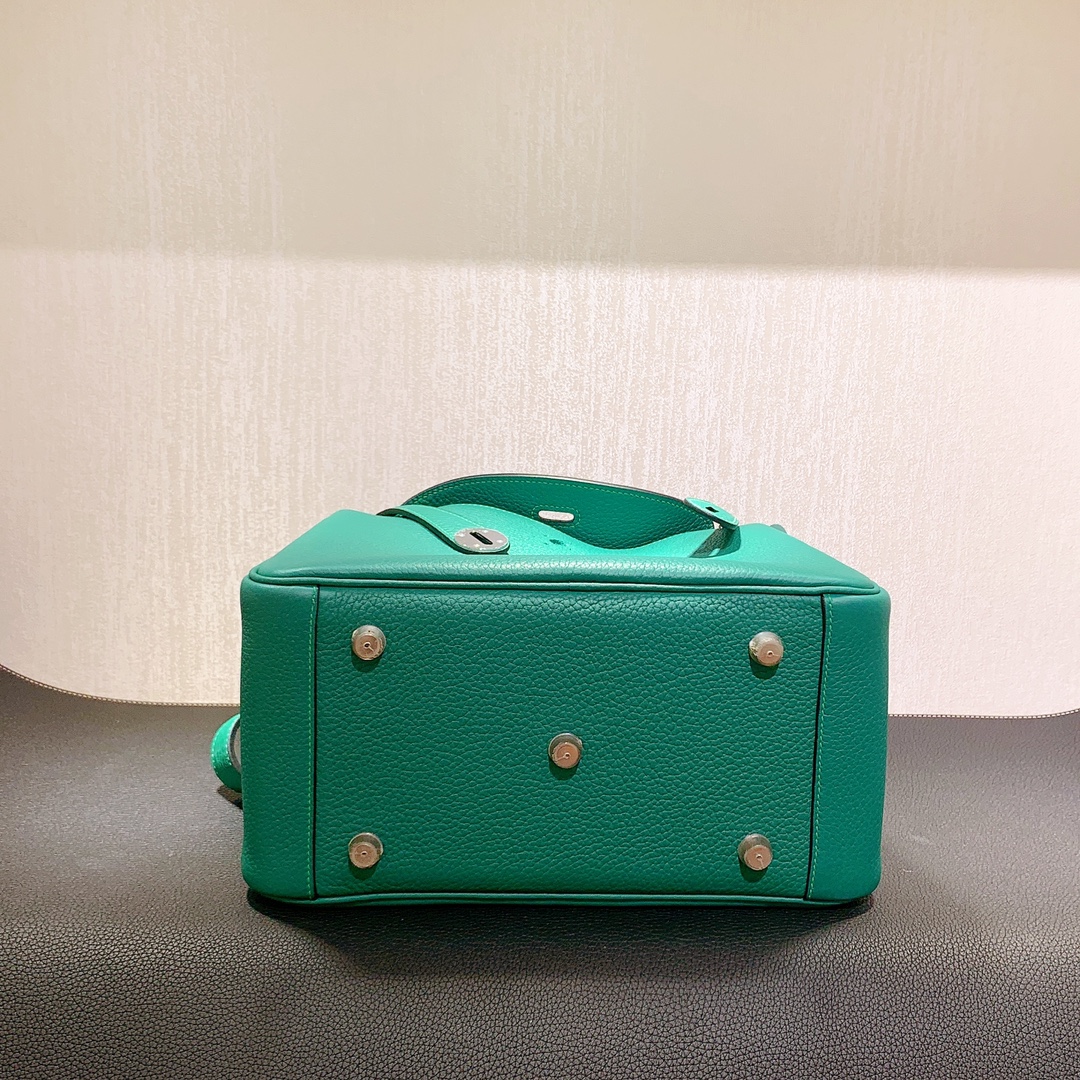 Hermès（爱马仕）Lindy 琳迪包 TC 丝绒绿 银扣 26cm