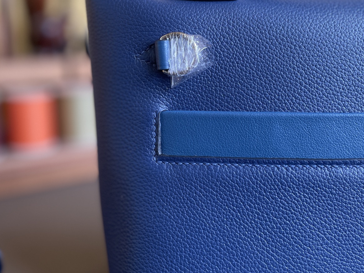 Hermès（爱马仕）Mini kelly 2424 evercolor 海军蓝 银扣 21cm
