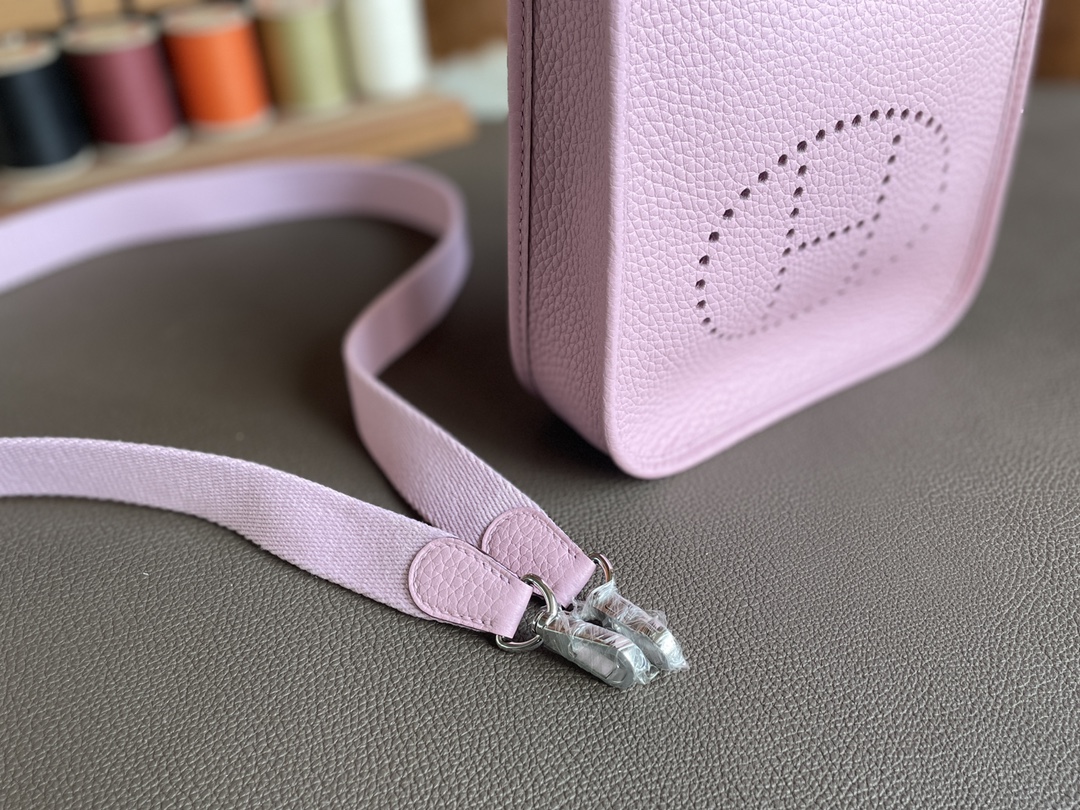 Hermès（爱马仕）Mini  Evelyne 伊芙琳 TC X9 锦葵紫 银扣 16cm
