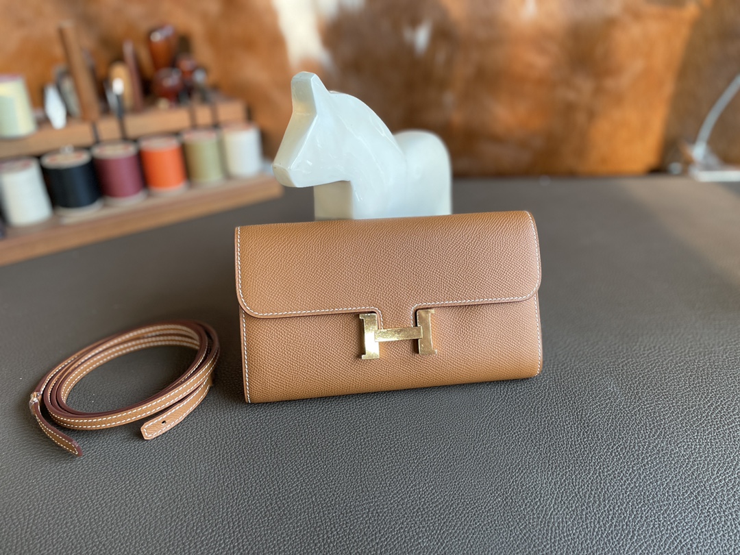 Hermès（爱马仕）constance to go epsom 金棕色 银扣 20cm