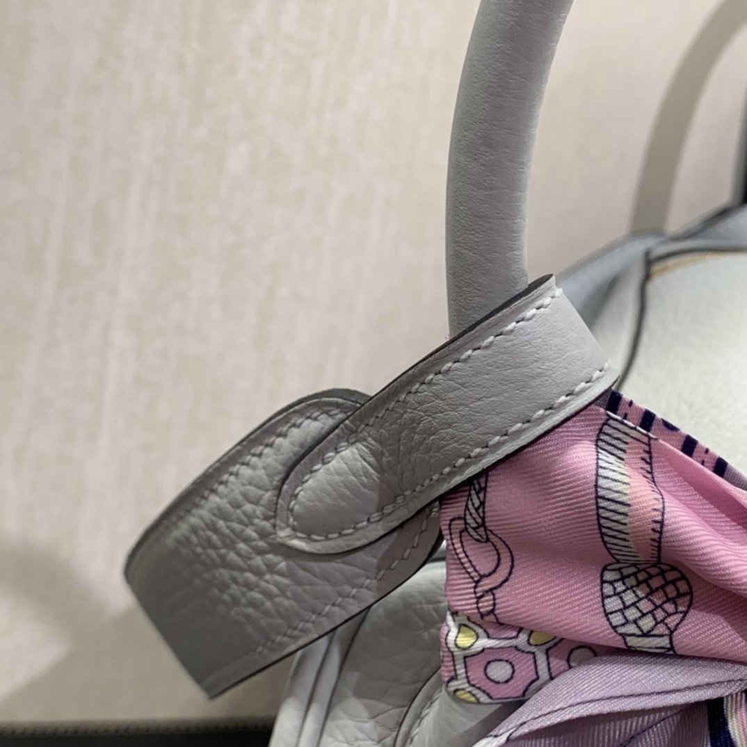 Hermès（爱马仕）Lindy 琳迪包 TC 圣杯蓝 金扣 26cm