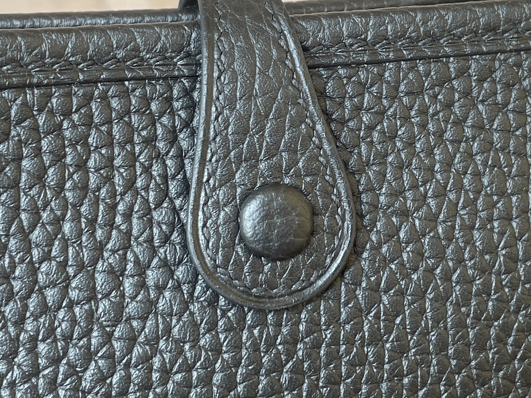 Hermès（爱马仕）Evelyne 伊芙琳 Tc 黑色 银扣 16cm