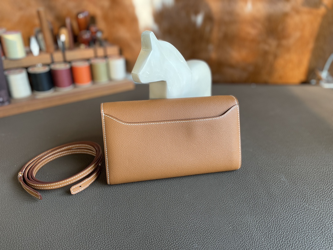 Hermès（爱马仕）constance to go epsom 金棕色 银扣 20cm