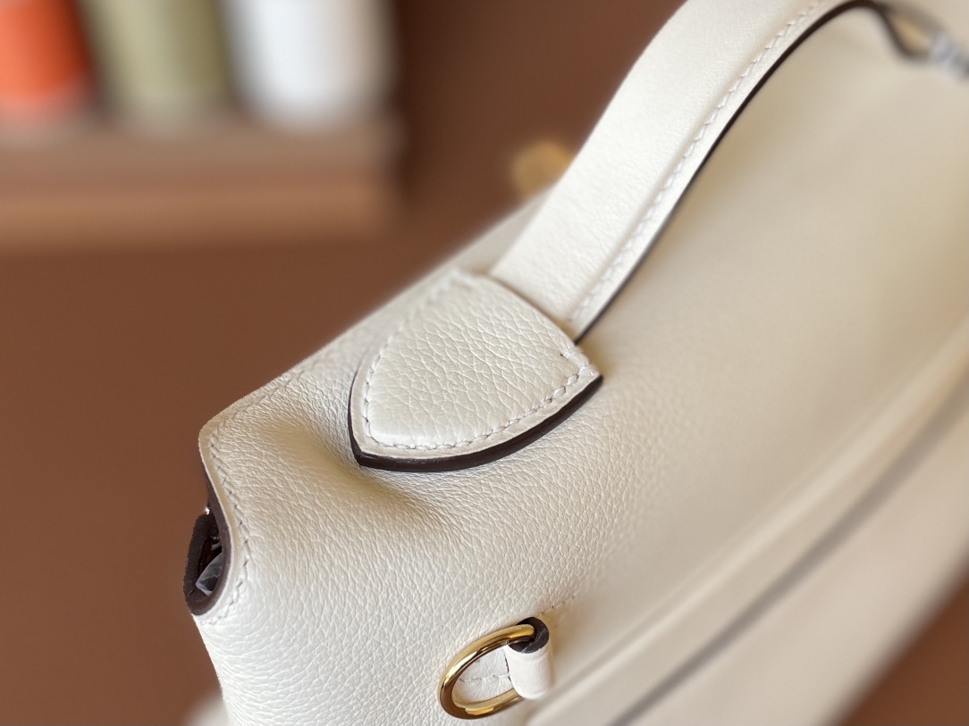 Hermès（爱马仕）Mini kelly 2424 evercolor 奶油白 内拼 芝麻色 金扣 21cm