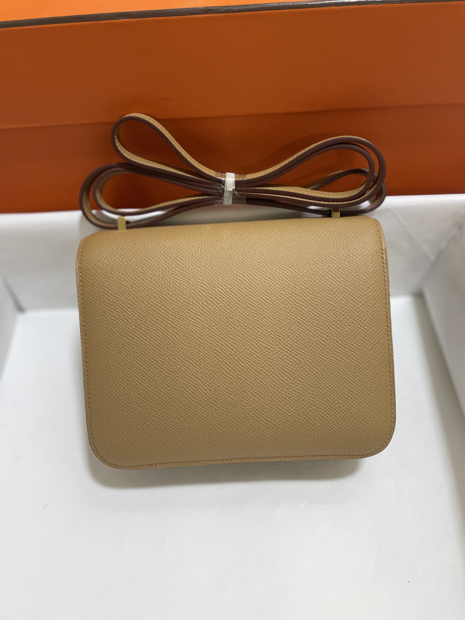 Hermès（爱马仕）Constance 康康 epsom 饼干色 金扣 19cm