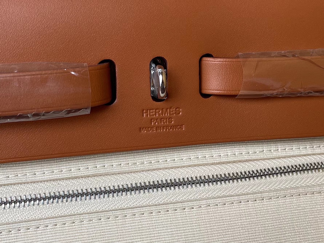 Hermès（爱马仕）Herbag Box 拼 帆布 金棕色 拼 米白 银扣 31cm