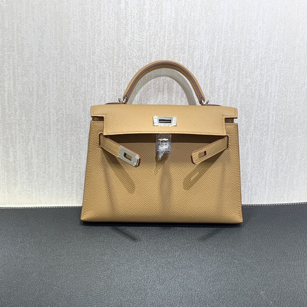 Hermès（爱马仕）mini Kelly 迷你凯莉 Epsom 饼干色 银扣 19cm