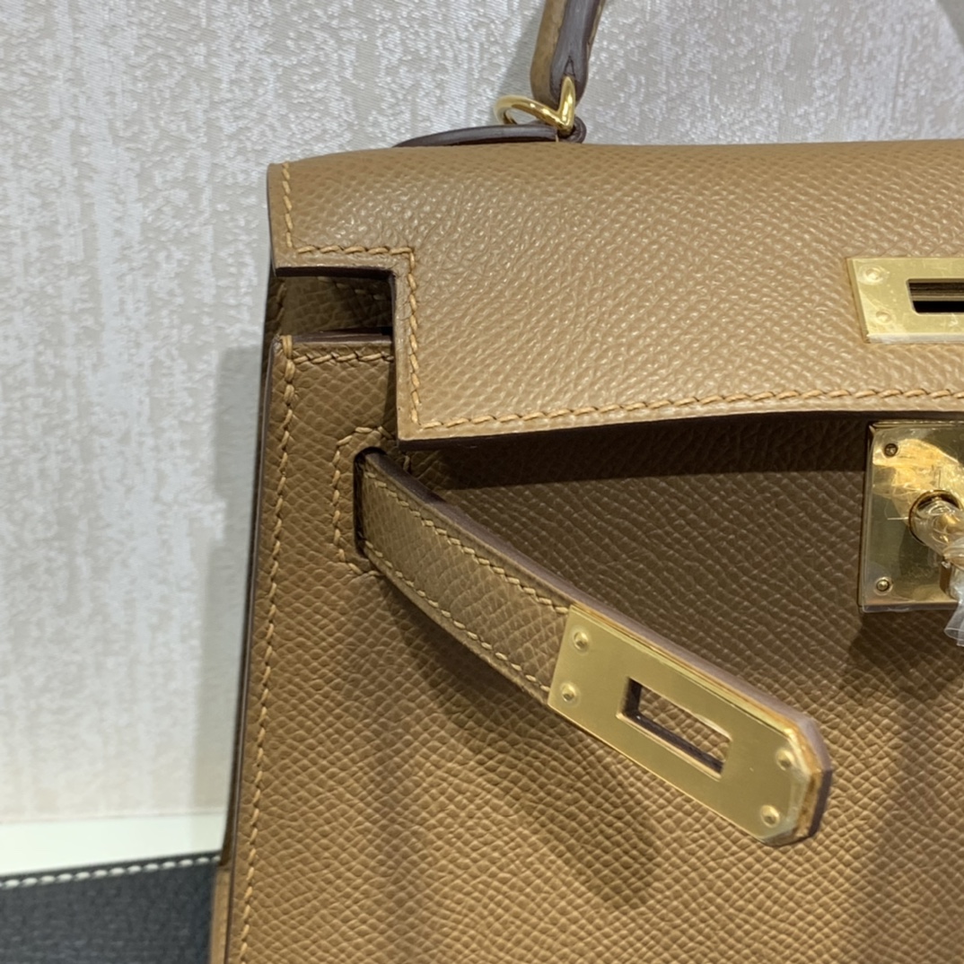 Hermès（爱马仕）mini Kelly 迷你凯莉 Epsom 栗子色 金扣 19cm