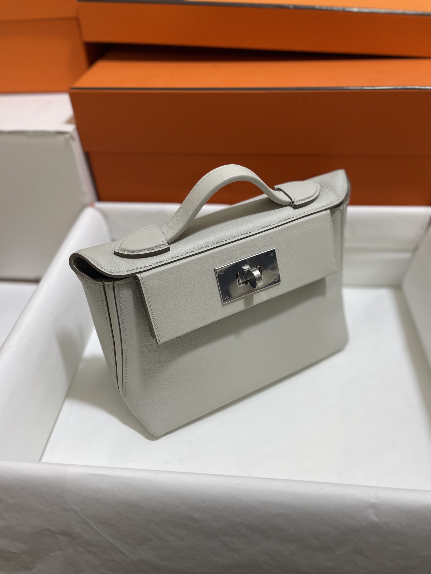 Hermès（爱马仕）Mini 2424 evercolor 拼 swift 珍珠灰 银扣 21cm