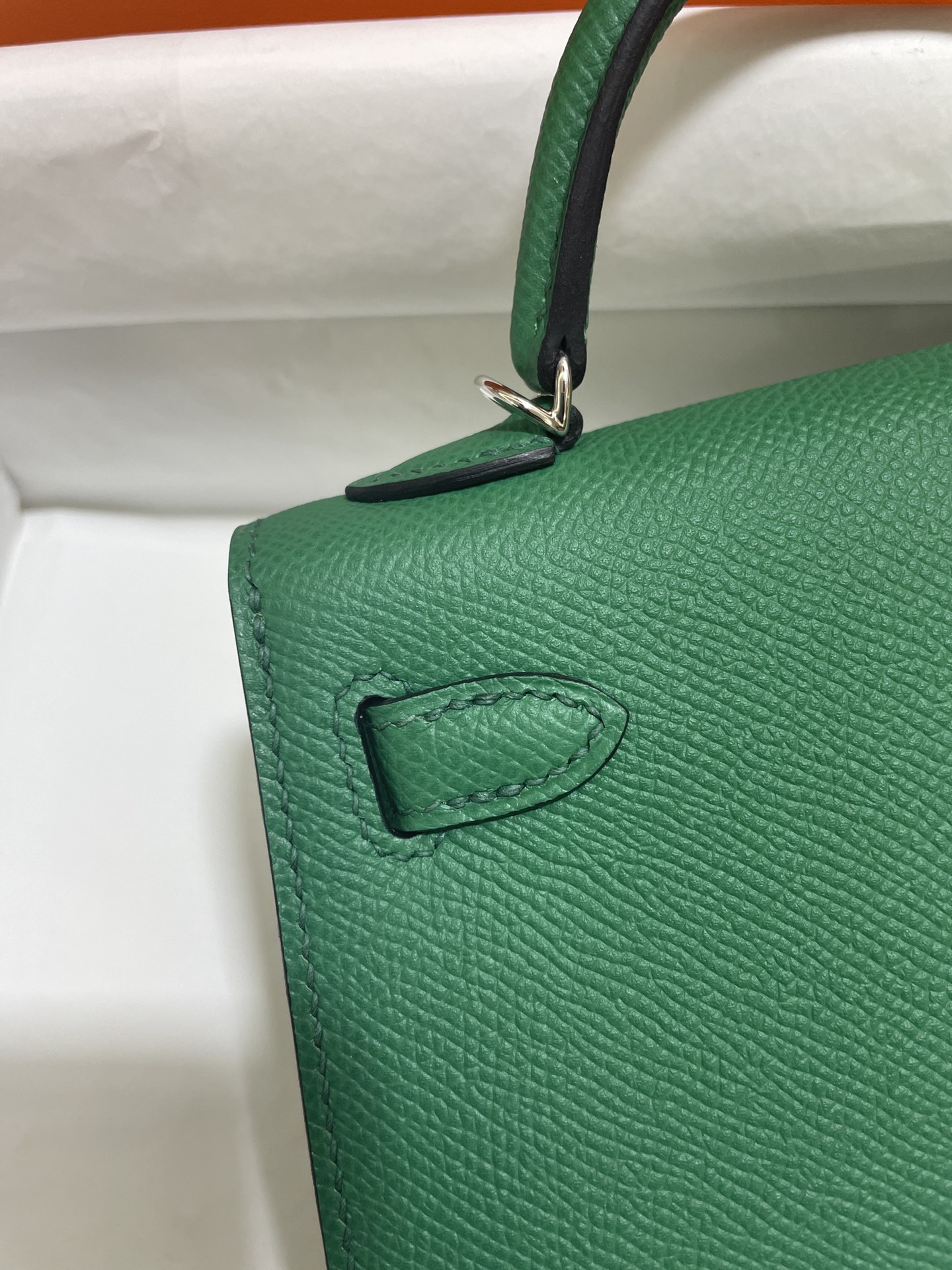 Hermès（爱马仕）Mini Kelly 迷你凯莉 Epsom 丝绒绿 银扣 19cm