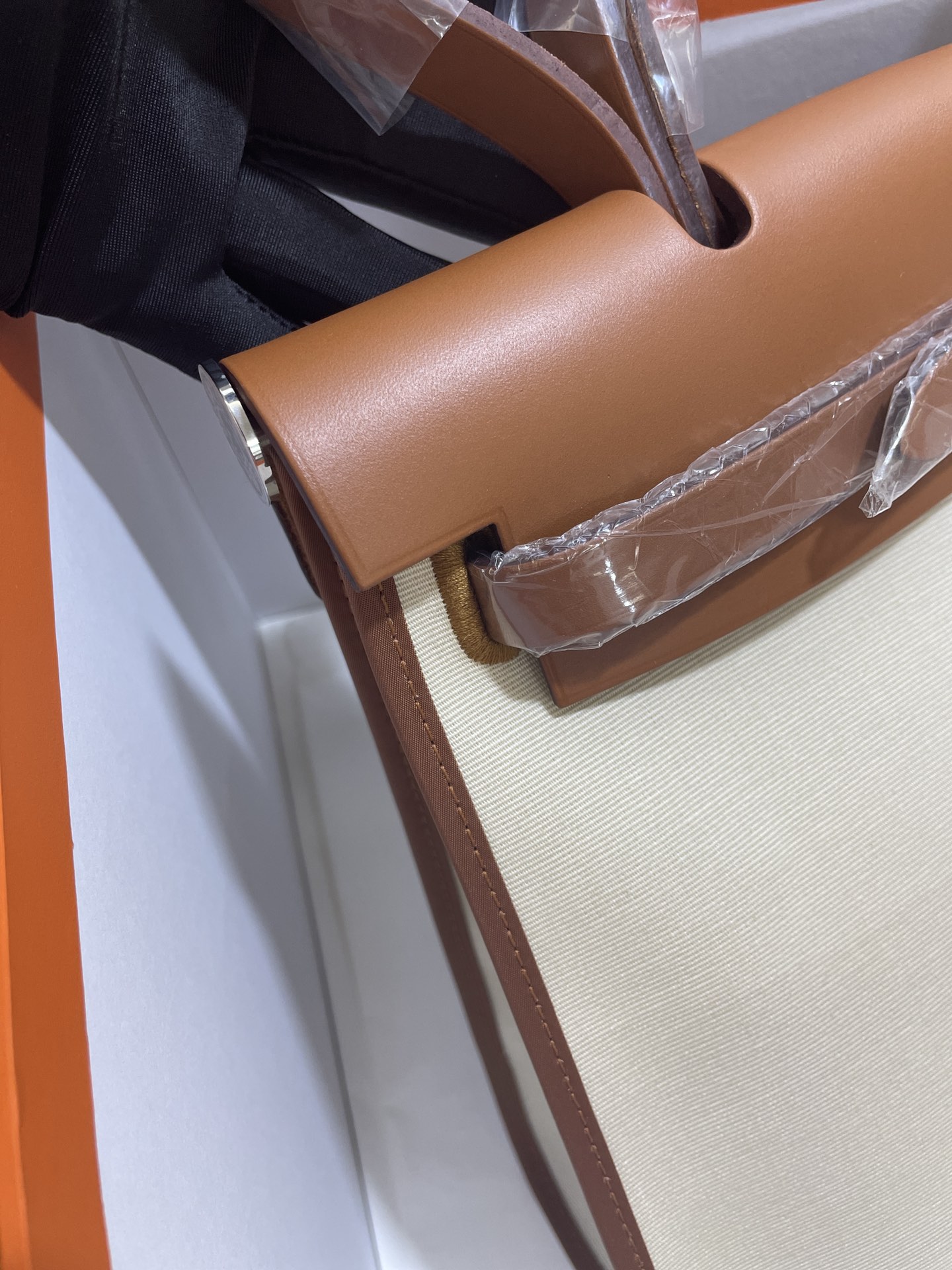 Hermès（爱马仕）Herbag 中咖 拼 米白 细布 31cm