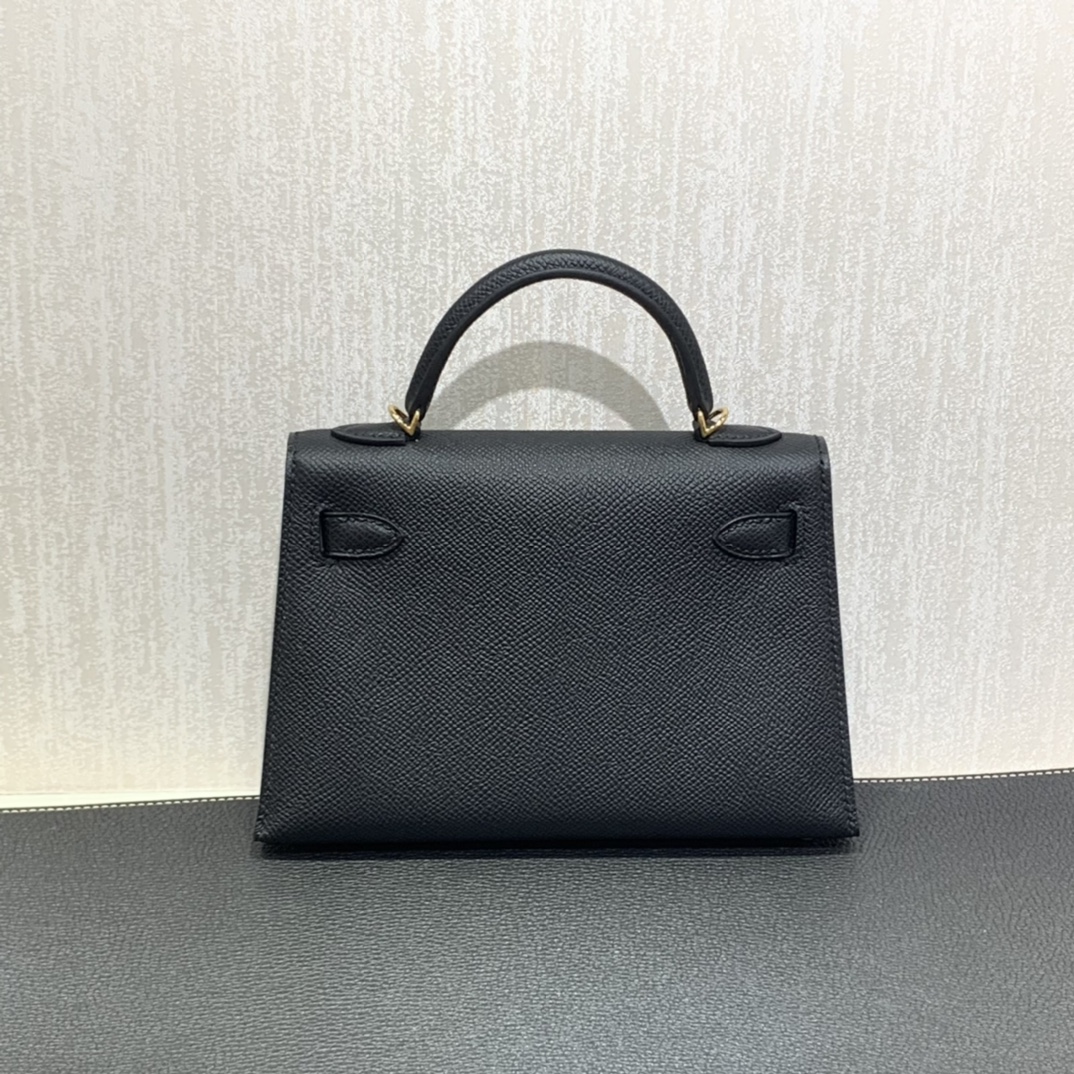 Hermès（爱马仕）mini Kelly 迷你凯莉 Epsom 黑色 金扣 19cm