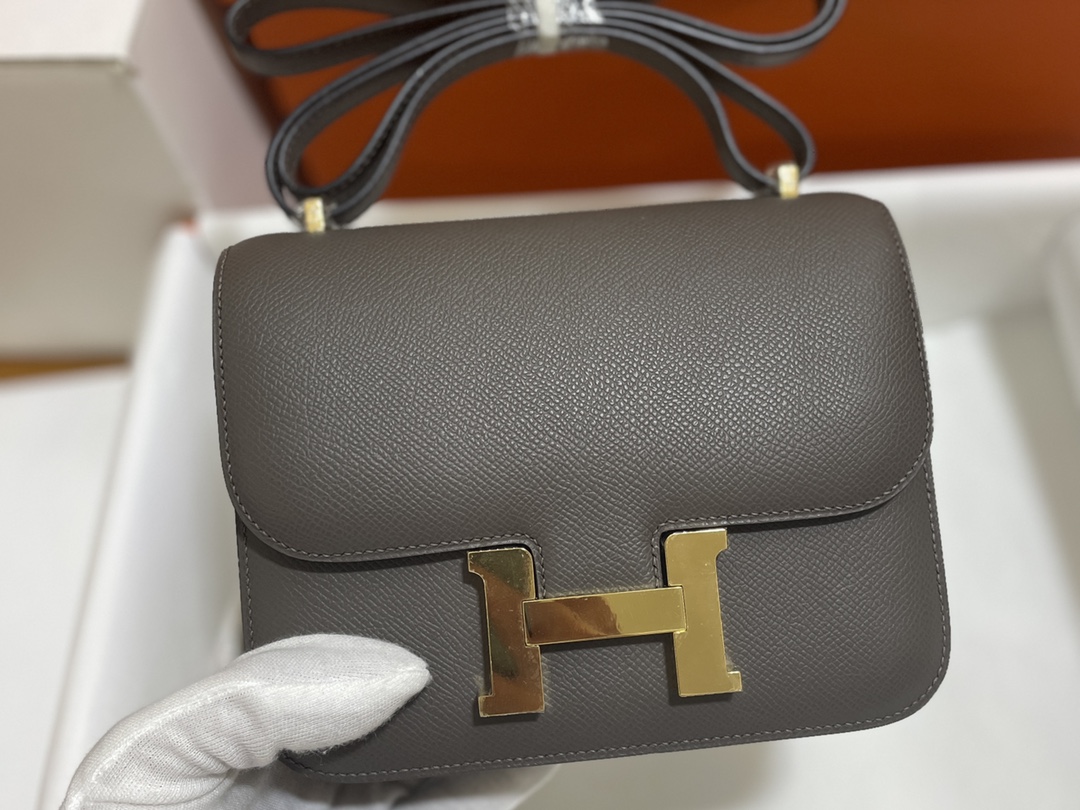 Hermès（爱马仕）Constance 康康 epsom 锡器灰 金扣 19cm