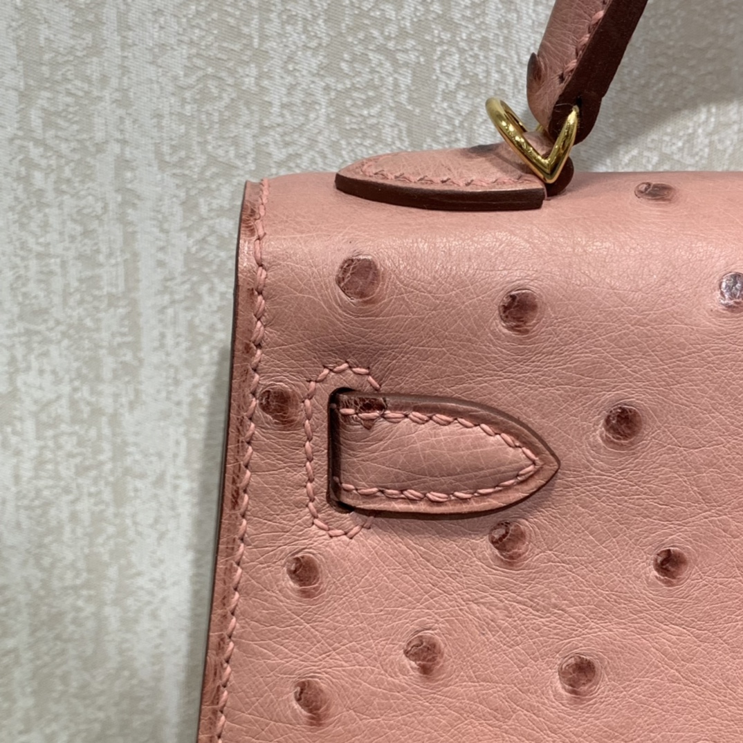 Hermès（爱马仕）mini Kelly 迷你凯莉 南非kk鸵鸟 陶瓷粉 金扣 19cm