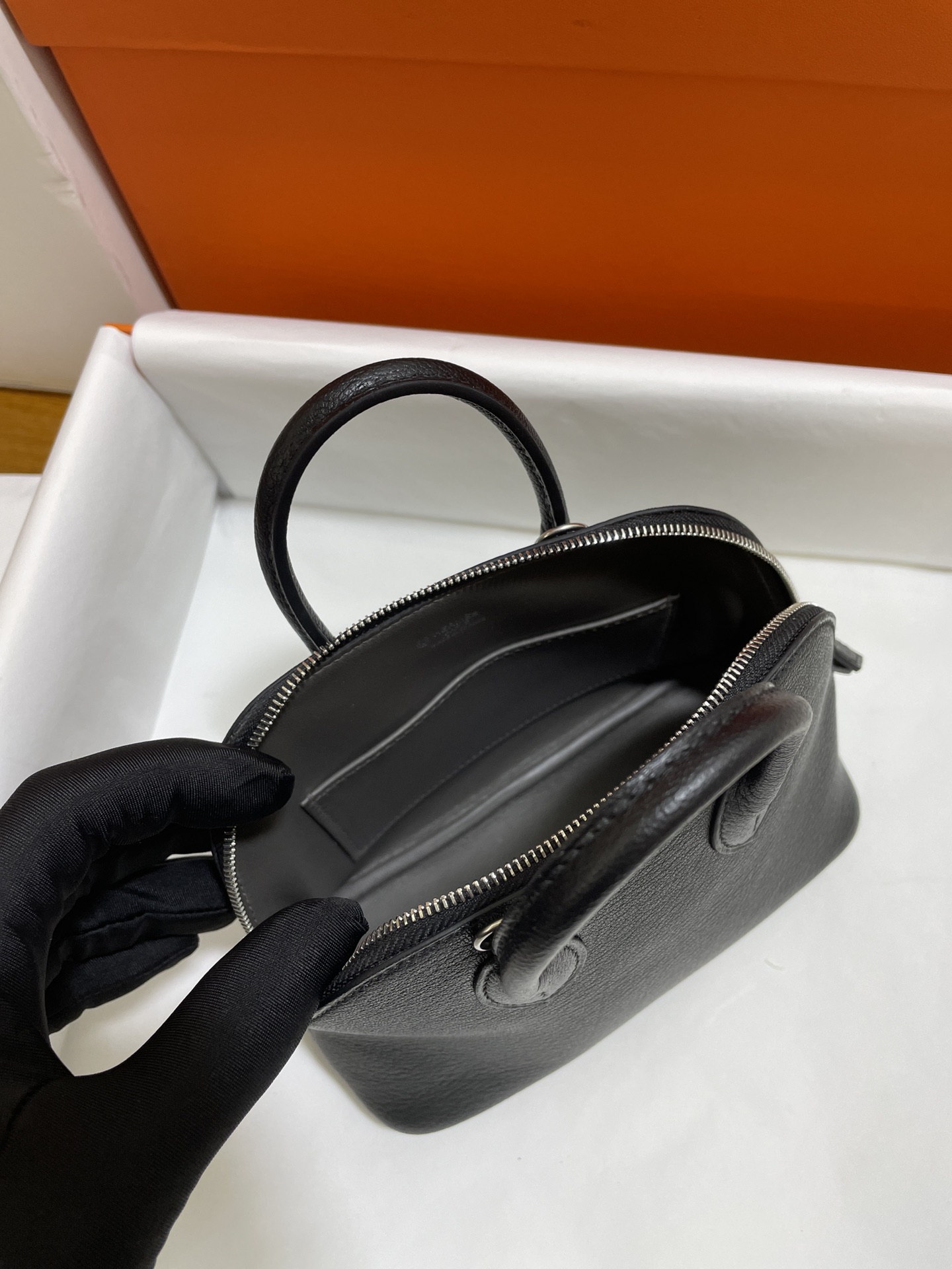 Hermès（爱马仕）Mini Bolide evercolor 黑色 内拼 锡器灰 银扣 19cm