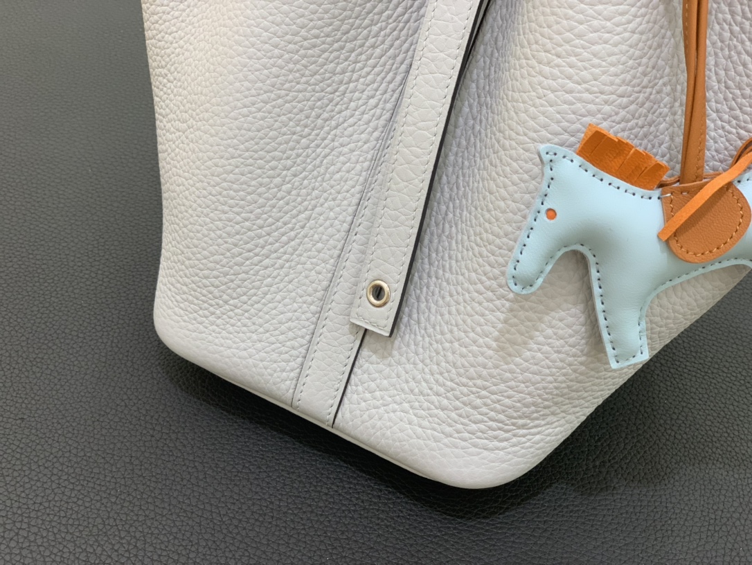 Hermès（爱马仕）Picotin 菜篮子 TC T0 圣杯蓝 银扣 18cm