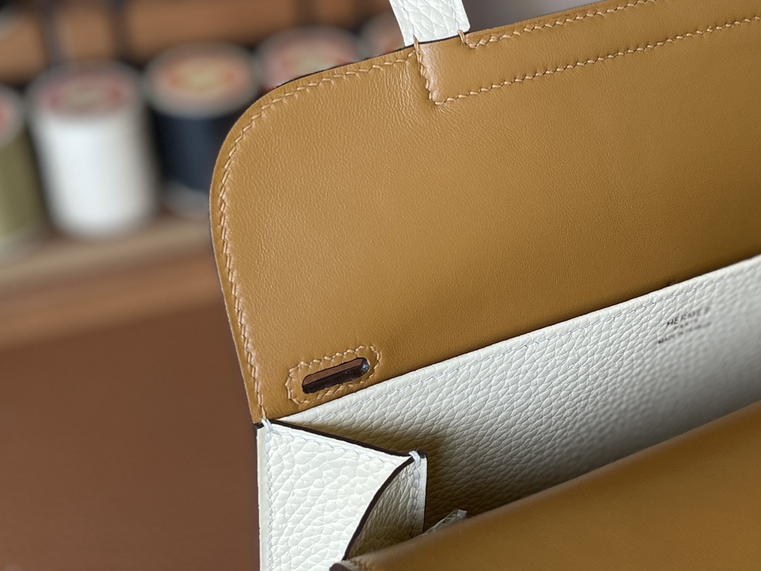 Hermès（爱马仕）Halzan TC皮 奶油白 内拼 芝麻色 金扣 25cm