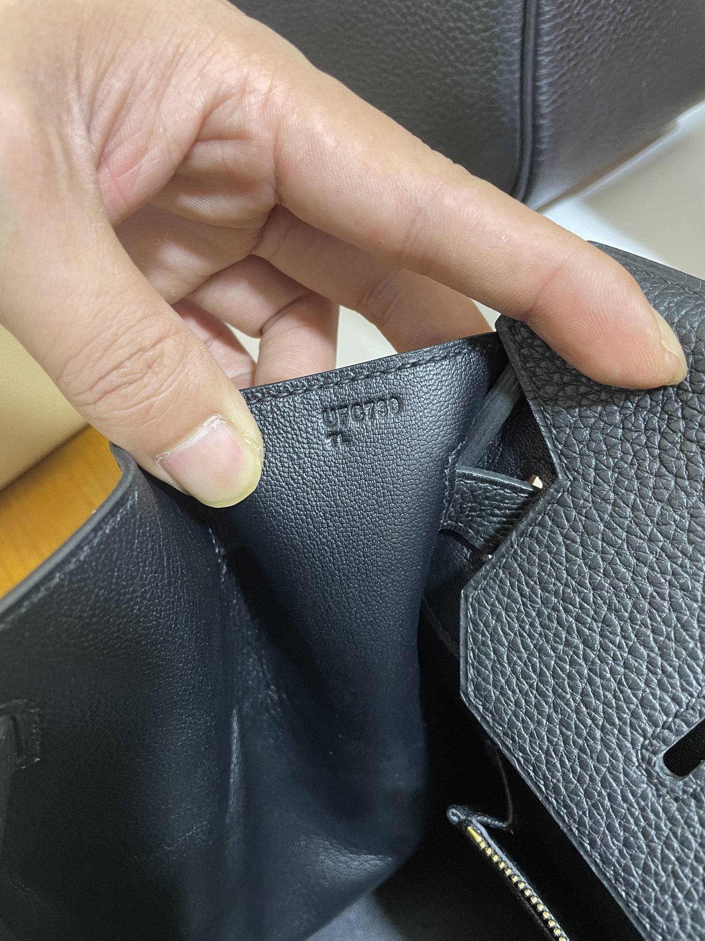 Hermès（爱马仕）Birkin 铂金包 Togo 黑色 金扣 40cm