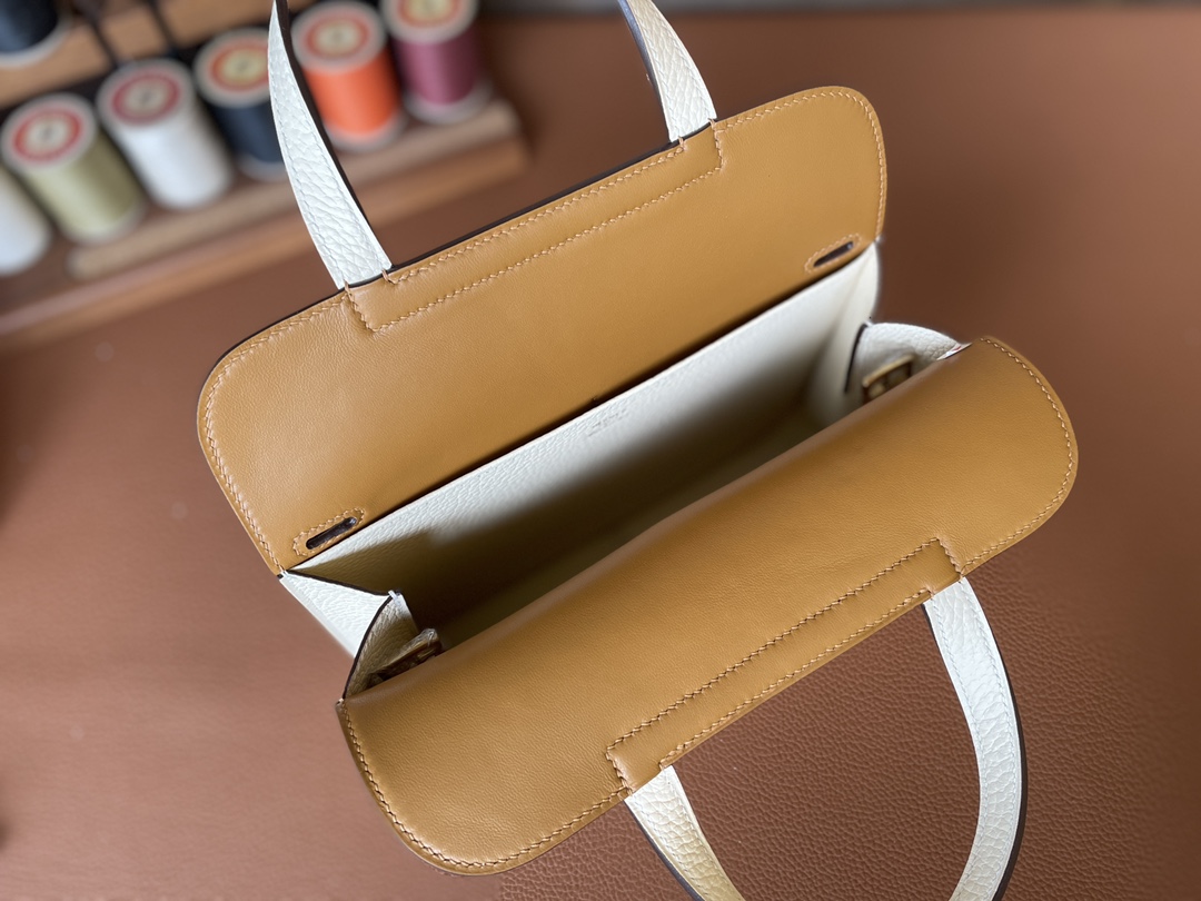 Hermès（爱马仕）Halzan TC皮 奶油白 内拼 芝麻色 金扣 25cm