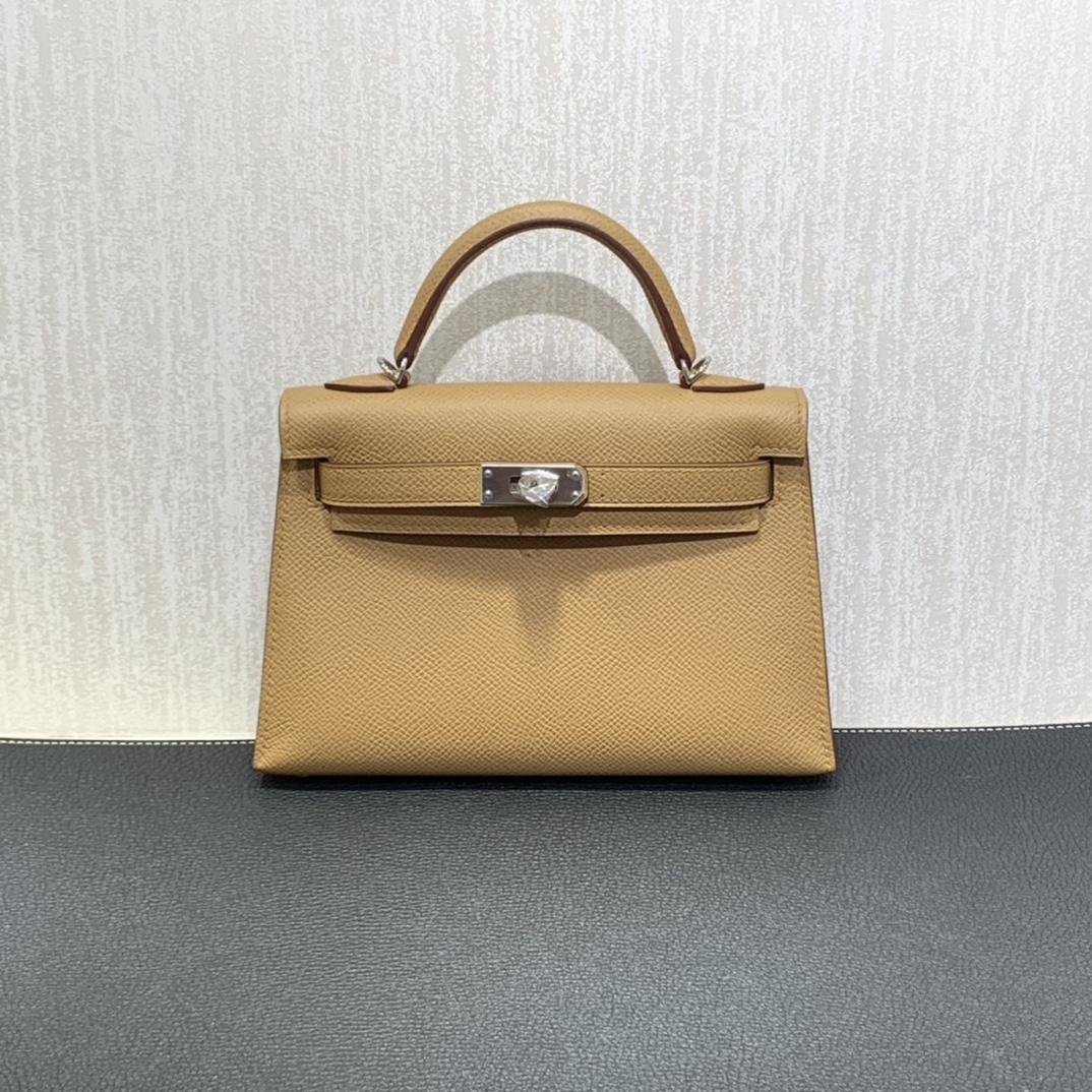 Hermès（爱马仕）mini Kelly 迷你凯莉 Epsom 饼干色 银扣 19cm