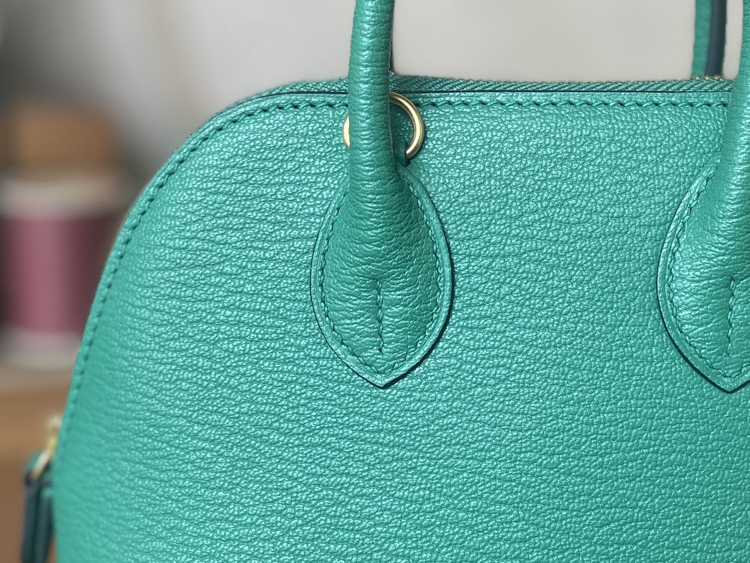 Hermès（爱马仕） Mini Bolide Chevre 山羊皮 U1 维罗纳绿 金扣 19cm