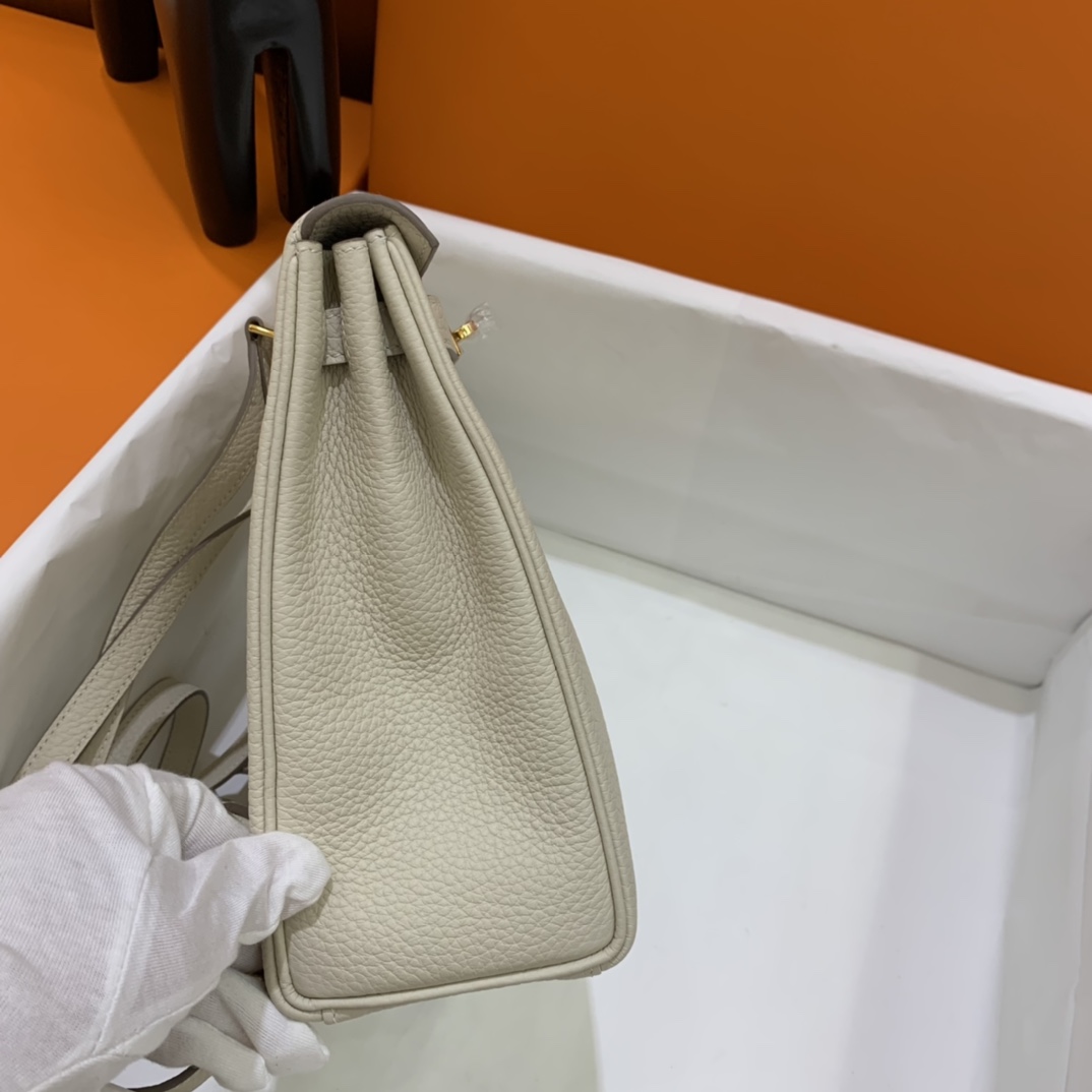 Hermès（爱马仕）Kelly ado TC 奶昔白 金扣 20cm