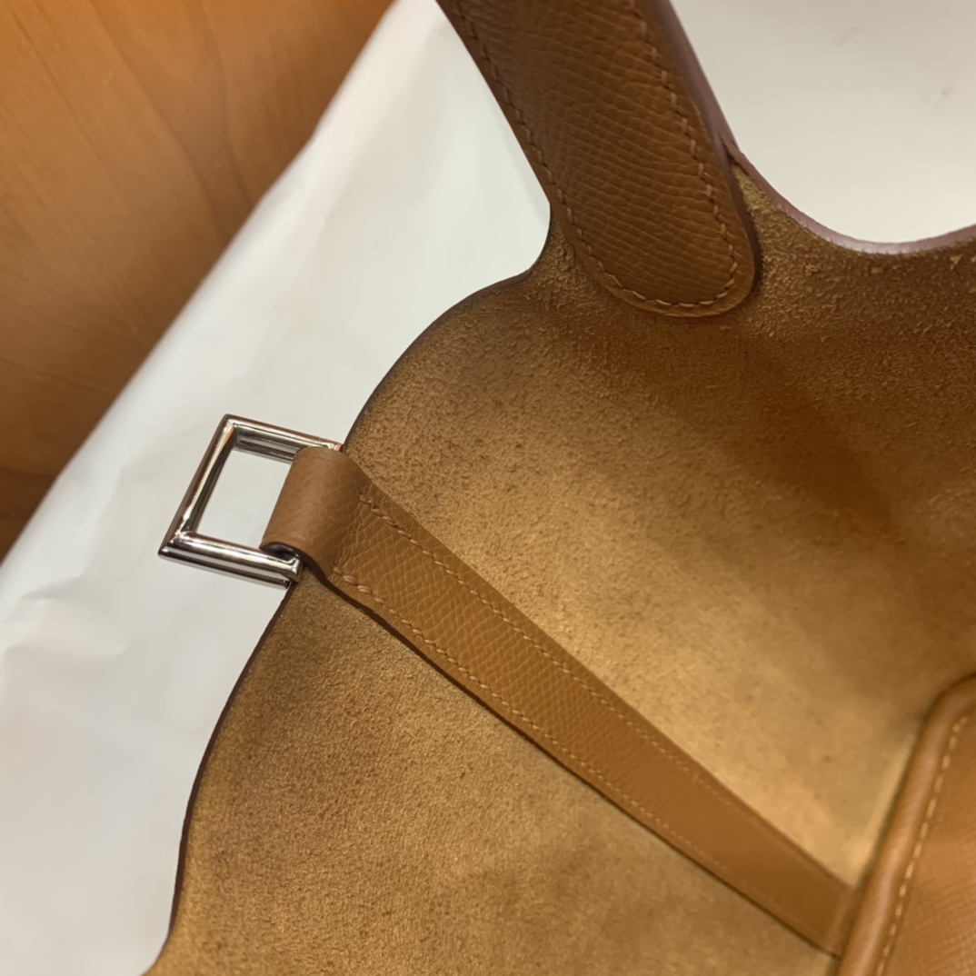 Hermès（爱马仕）Picotin 菜篮子 Epsom 金棕色 编织手腕 银扣 18cm