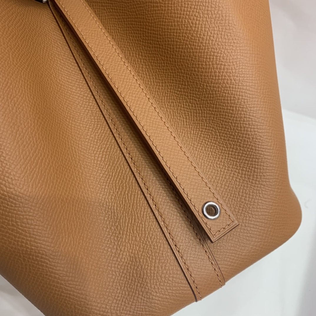 Hermès（爱马仕）Picotin 菜篮子 Epsom 金棕色 编织手腕 银扣 18cm