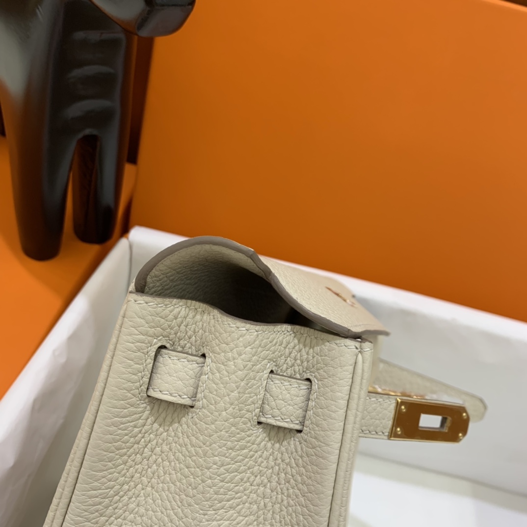 Hermès（爱马仕）Kelly ado TC 奶昔白 金扣 20cm
