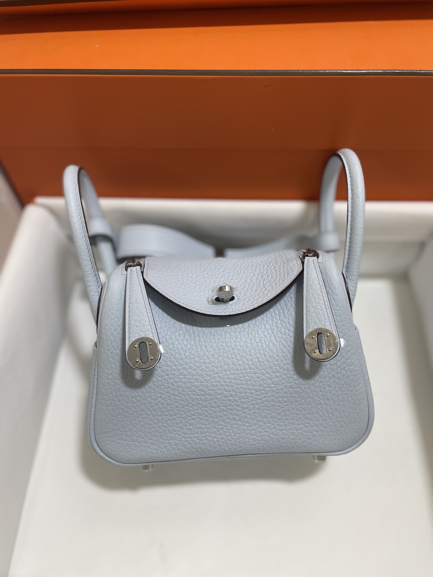 Hermès（爱马仕）Mini Lindy 迷你琳迪 TC 雾蓝 银扣 20cm