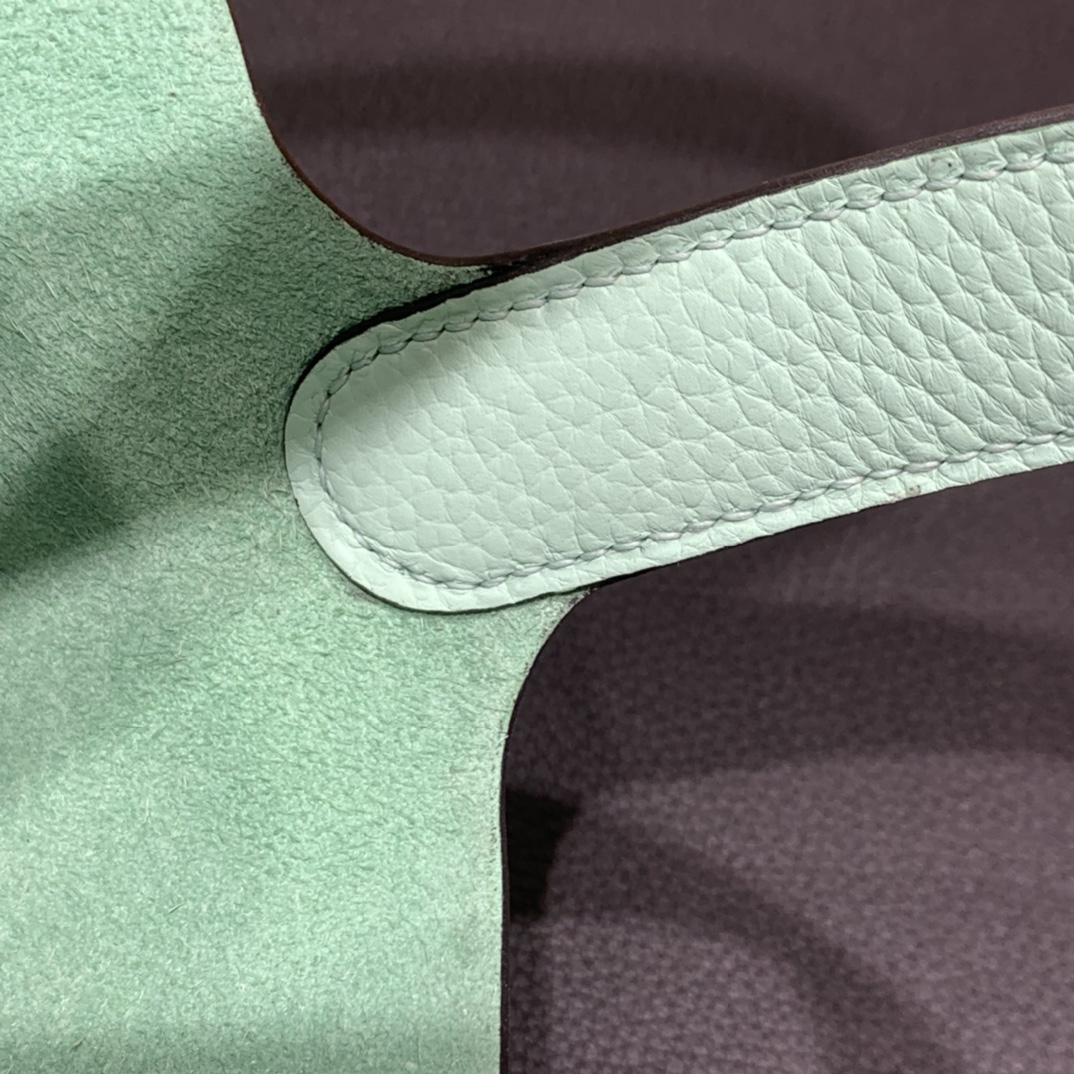 Hermès（爱马仕）Picotin 菜篮子 TC 3i 牛油果绿 银扣 18cm