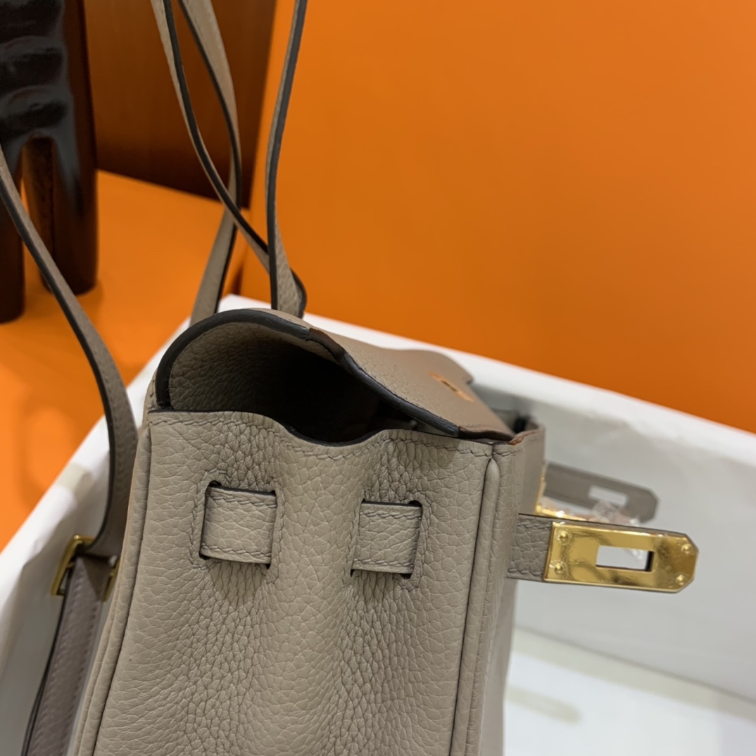 Hermès（爱马仕）Kelly ado TC M8 沥青灰 金扣 20cm