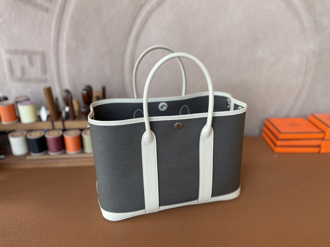 Hermès（爱马仕）Garden Party 花园包 TC 拼 帆布 奶昔白 拼 军绿色 银扣 30cm