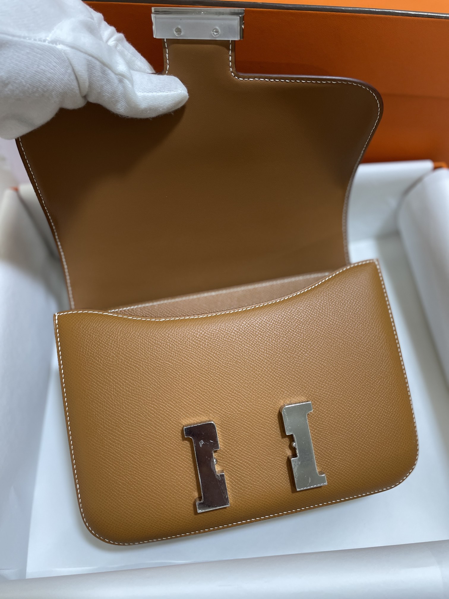 Hermès（爱马仕）Constance 康康 epsom 金棕色 银扣 24cm