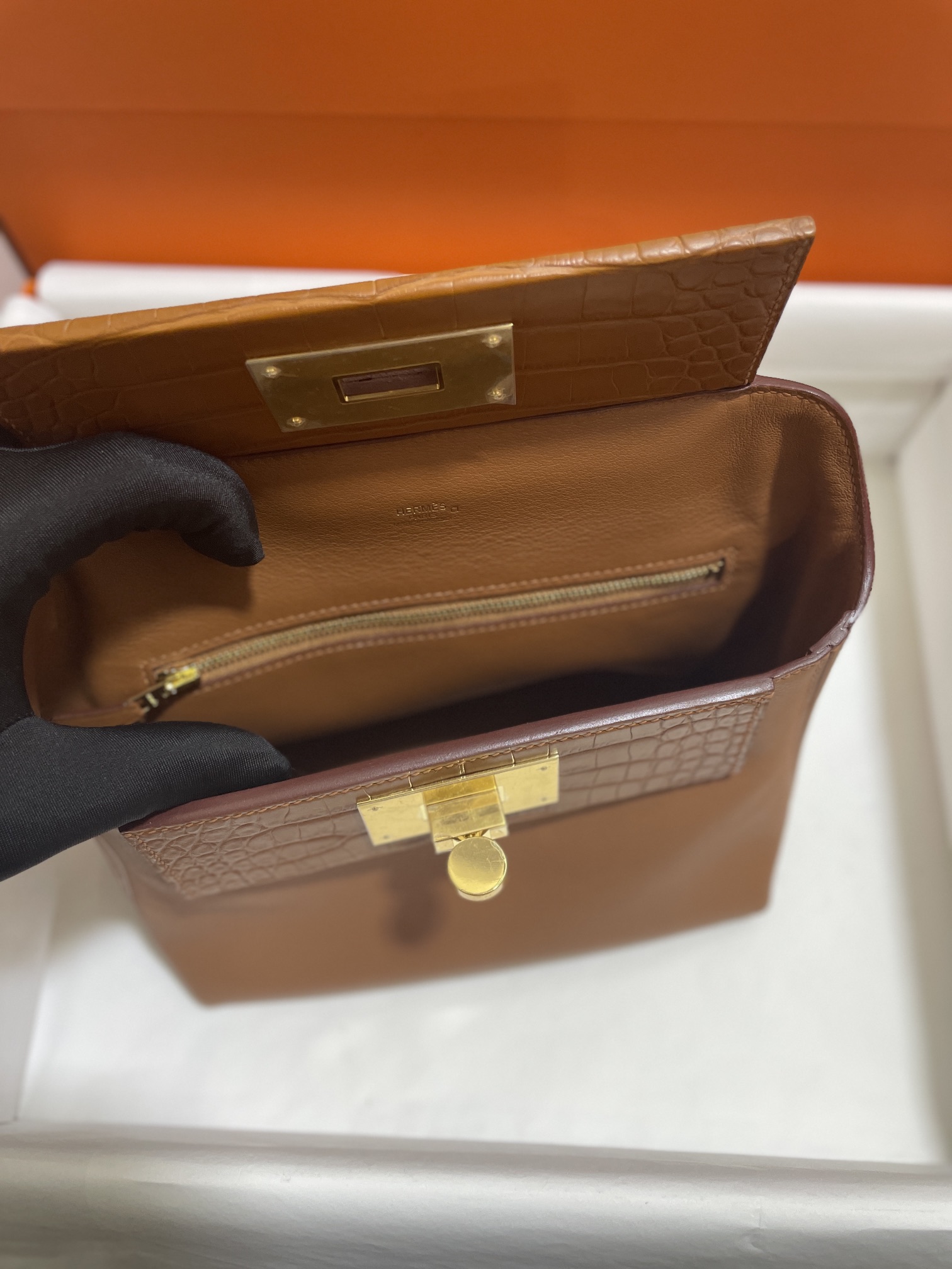 Hermès（爱马仕）Mini 2424 evercolor 拼 美洲鳄 金棕色 金扣 21cm