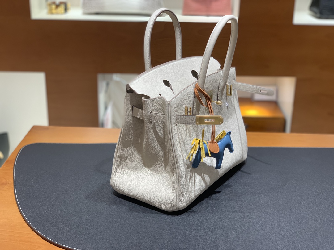 Hermès（爱马仕）Birkin 铂金包 togo 奶昔白 金扣 30cm