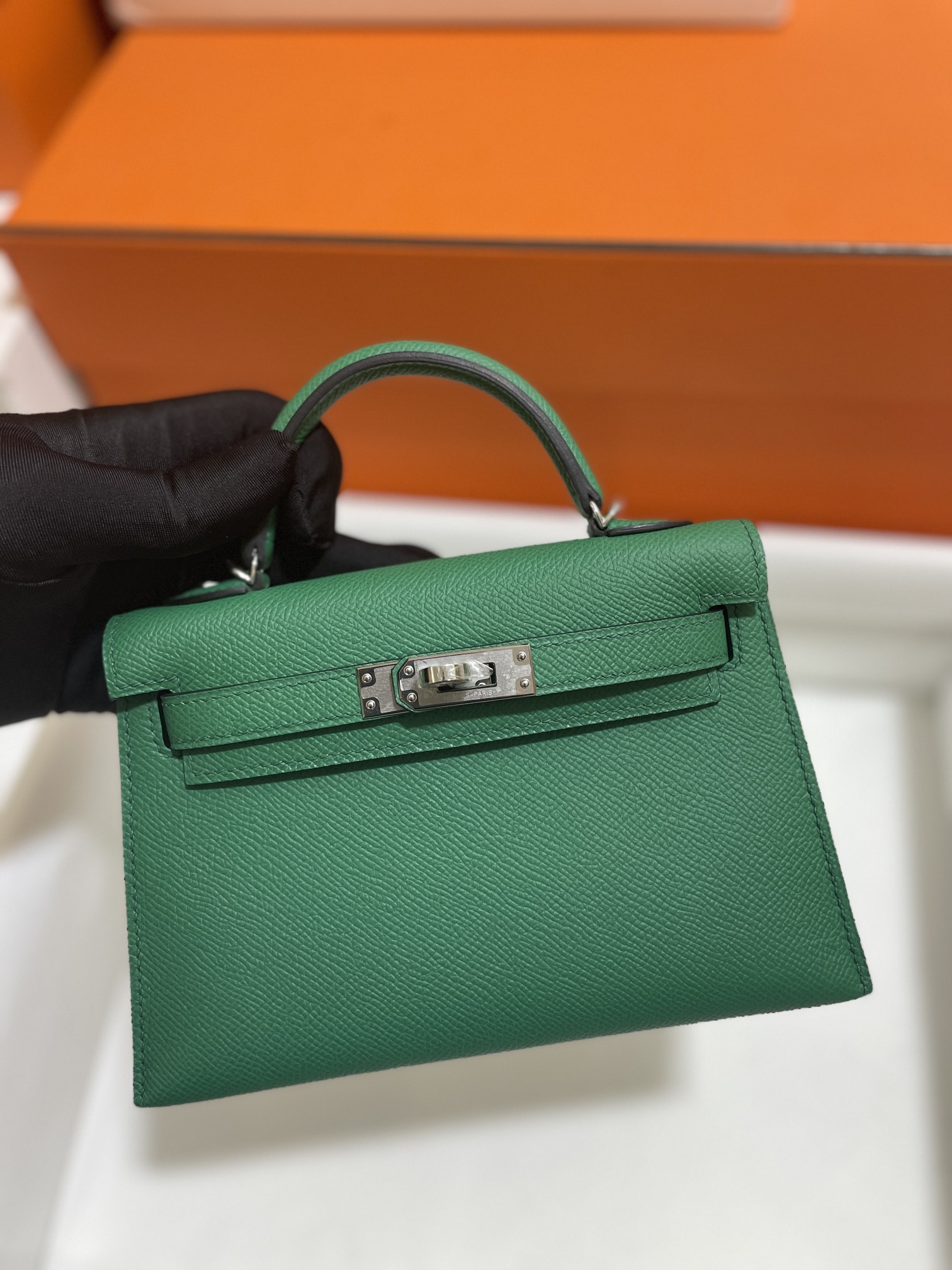 Hermès（爱马仕）Mini Kelly 迷你凯莉 Epsom 丝绒绿 银扣 19cm