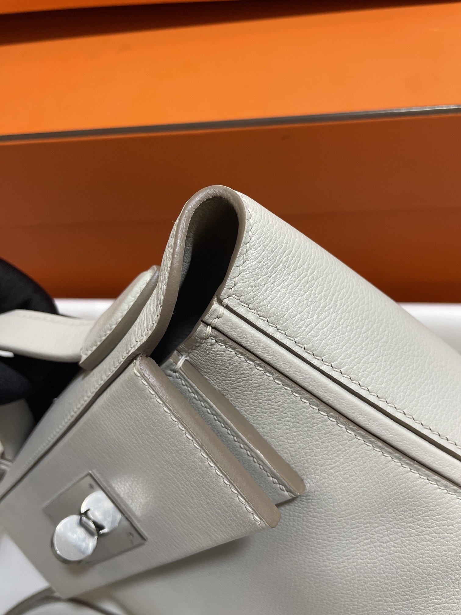 Hermès（爱马仕）Mini 2424 evercolor 拼 swift 珍珠灰 银扣 21cm