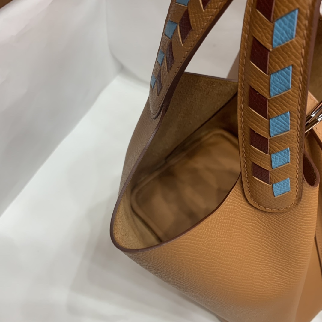 Hermès（爱马仕）Picotin 菜篮子 Epsom 金棕色 编织手腕 银扣 18cm