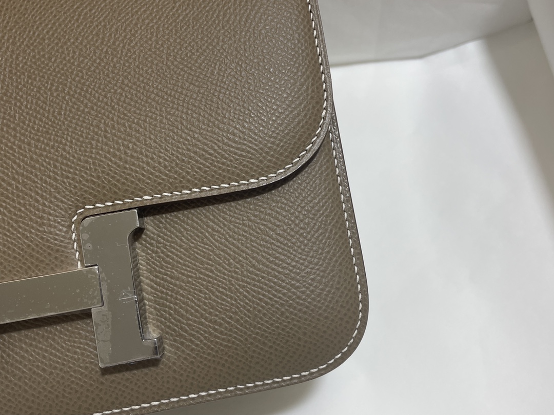 Hermès（爱马仕）Constance 康康 epsom 大象灰 银扣 19cm