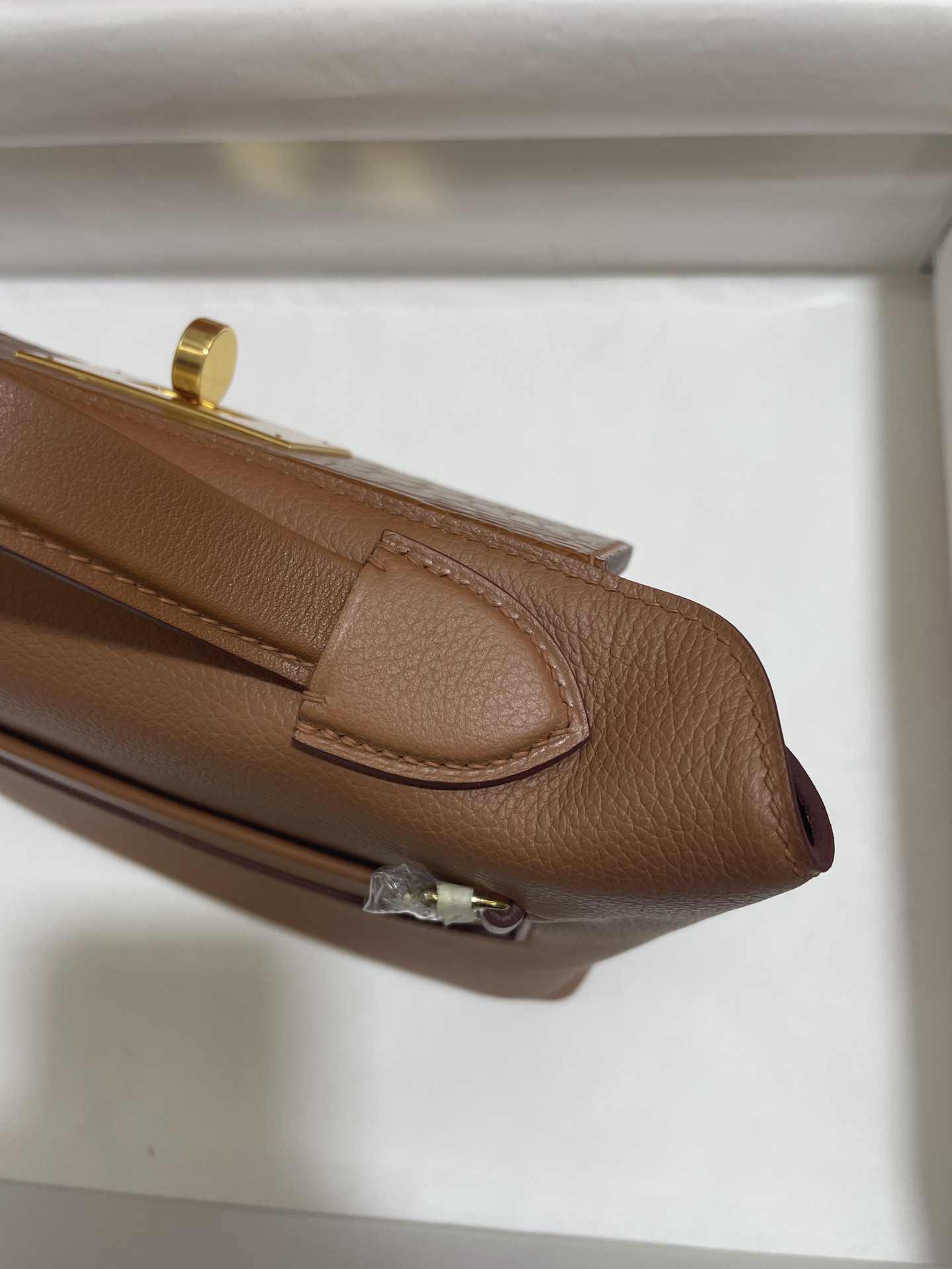 Hermès（爱马仕）Mini 2424 evercolor 拼 美洲鳄 金棕色 金扣 21cm