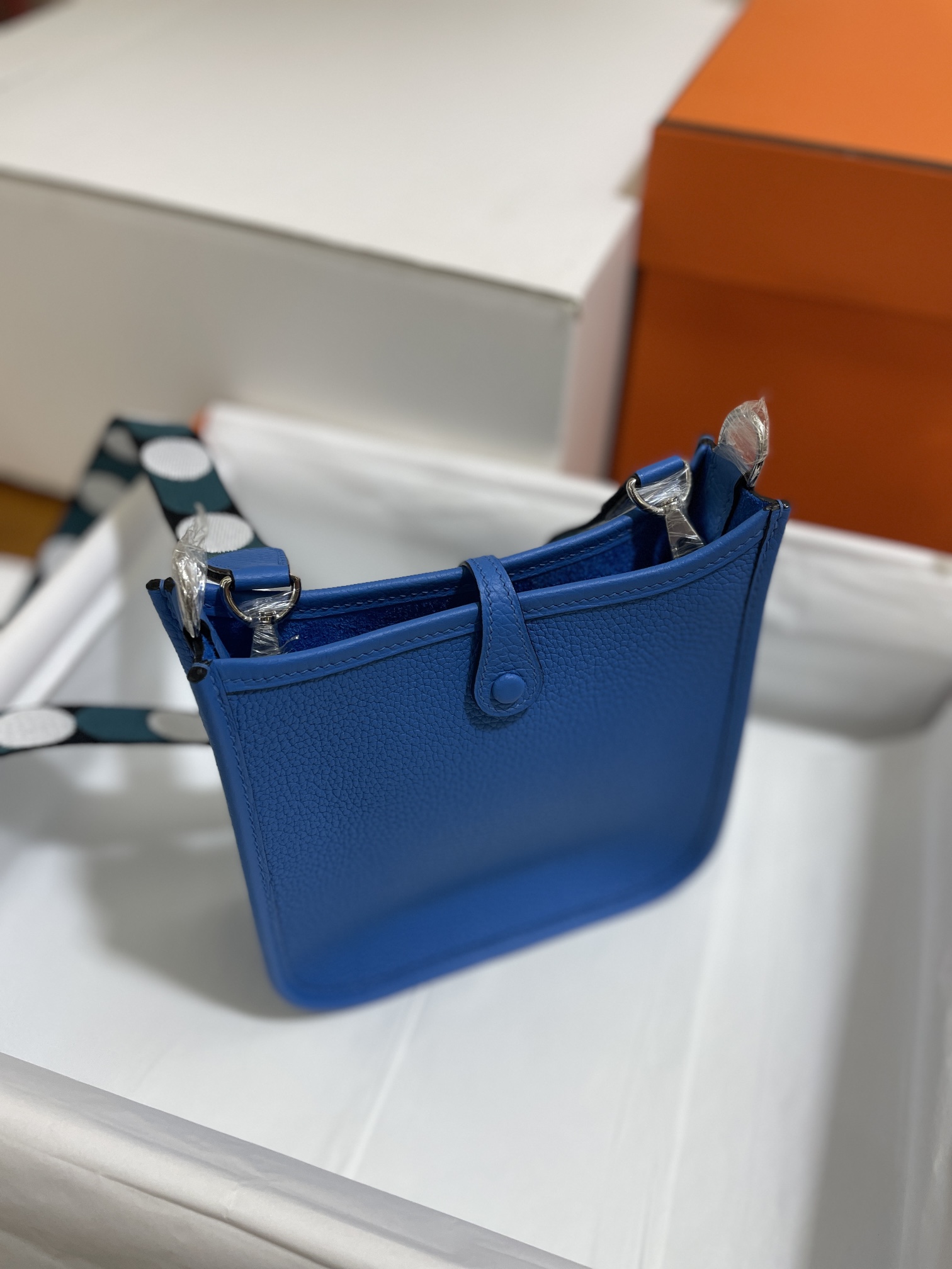 Hermès（爱马仕）Mini Evelyne 伊芙琳 TC 坦桑尼亚蓝 银扣 17cm