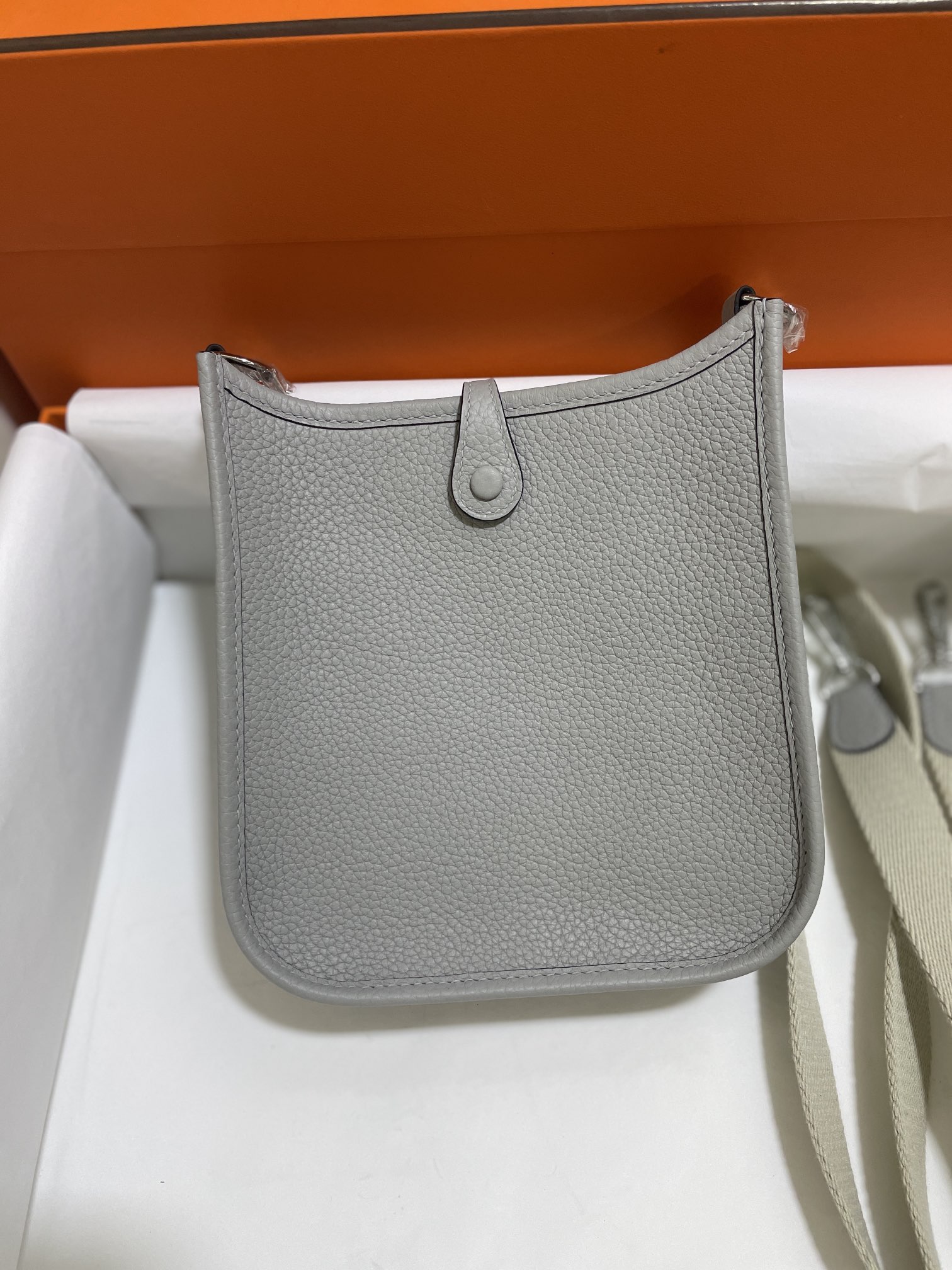 Hermès（爱马仕）Mini Evelyne 迷你伊芙琳 TC 海鸥灰 银扣 17cm