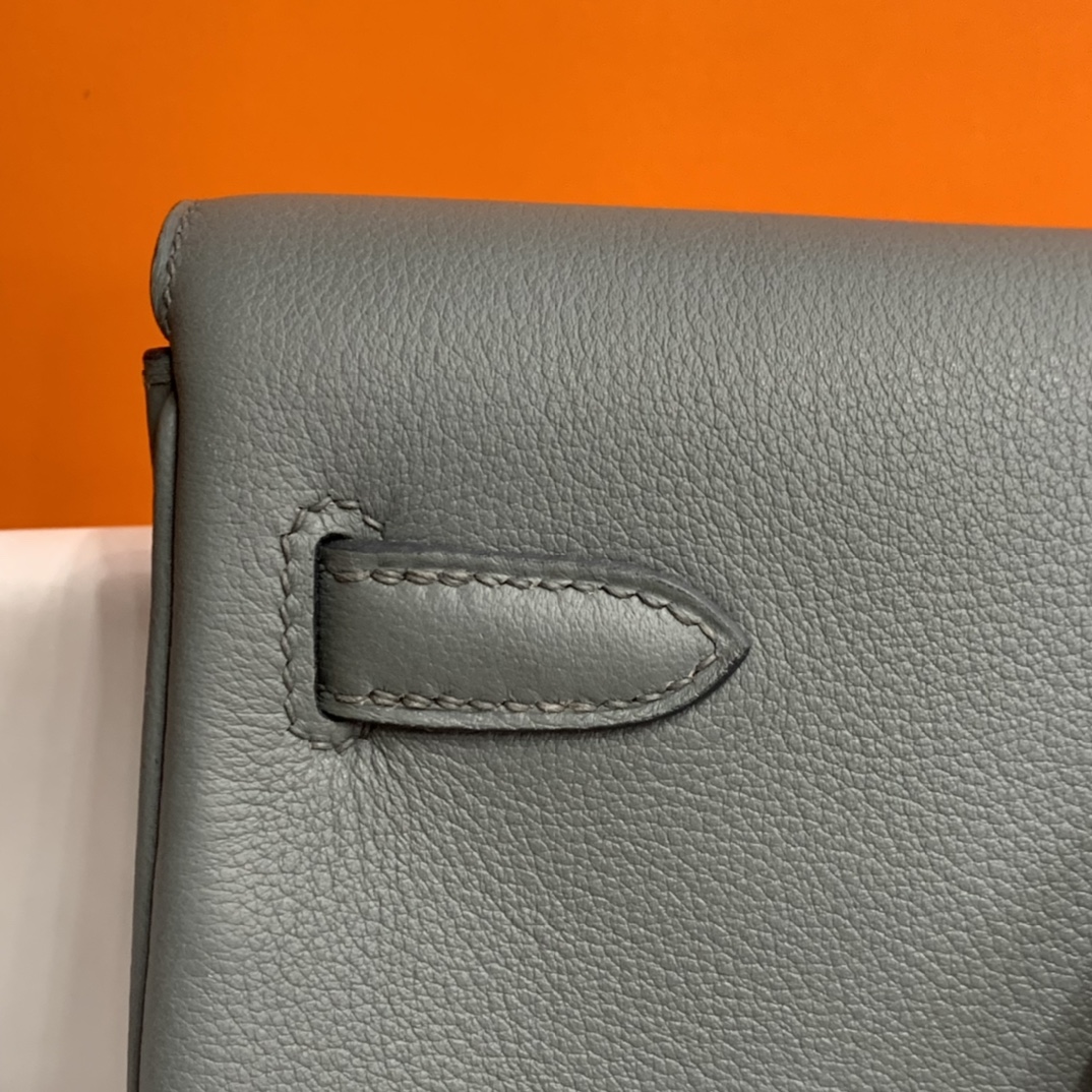 Hermès（爱马仕）Kelly ado Evercolor 杏仁绿 金扣 20cm