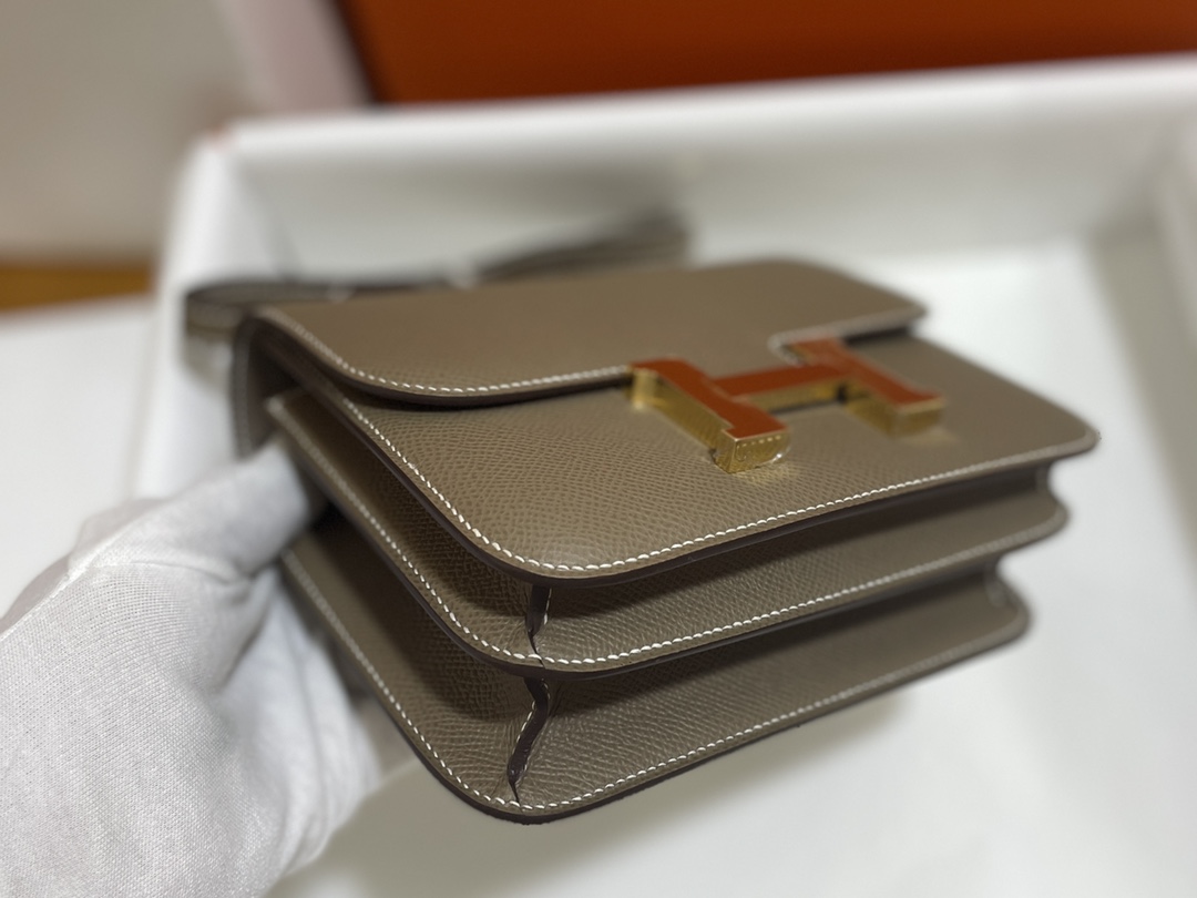 Hermès（爱马仕）Constance 康康 epsom 大象灰 金扣 19cm