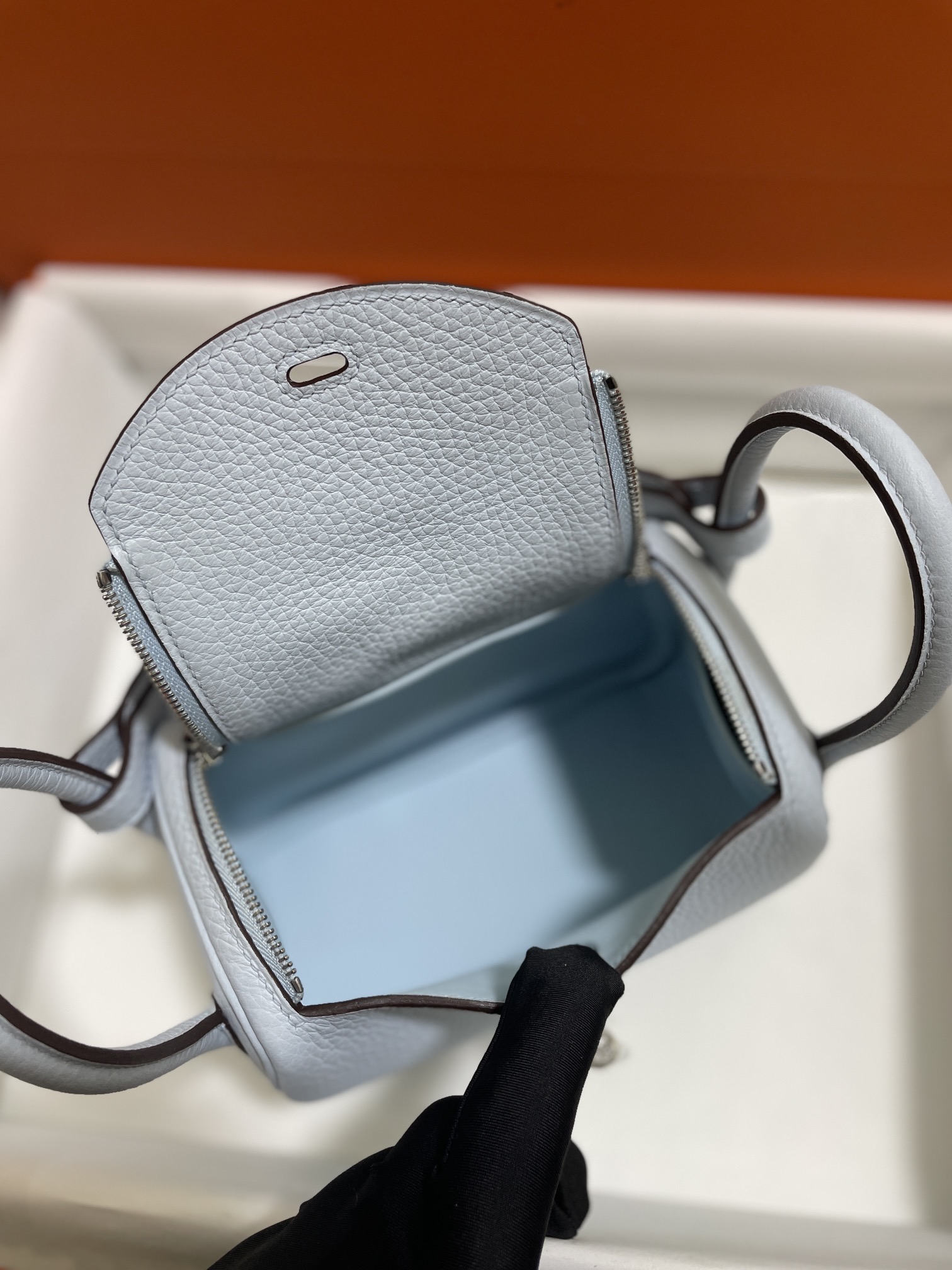 Hermès（爱马仕）Mini Lindy 迷你琳迪 TC 雾蓝 银扣 20cm