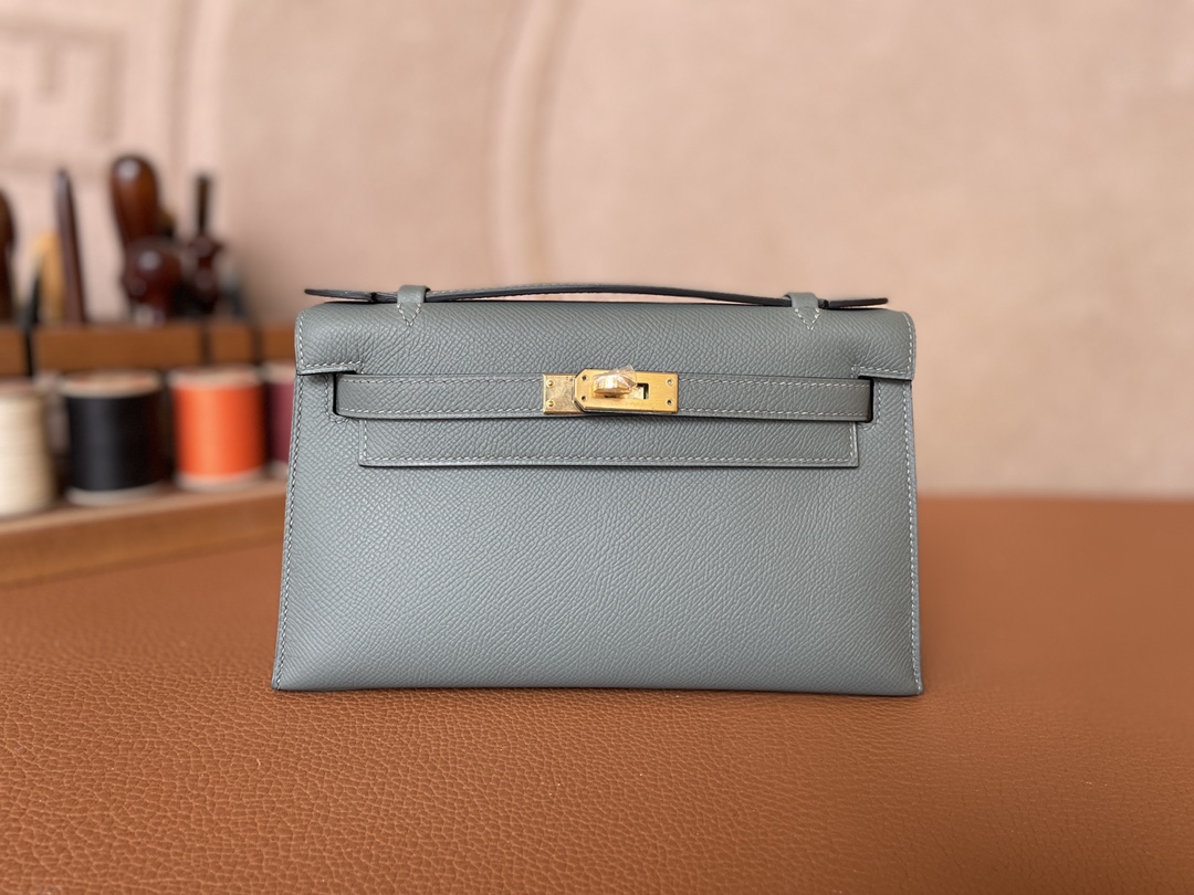 Hermès（爱马仕）Mini Kelly pochette epsom 杏仁绿 金扣 22cm
